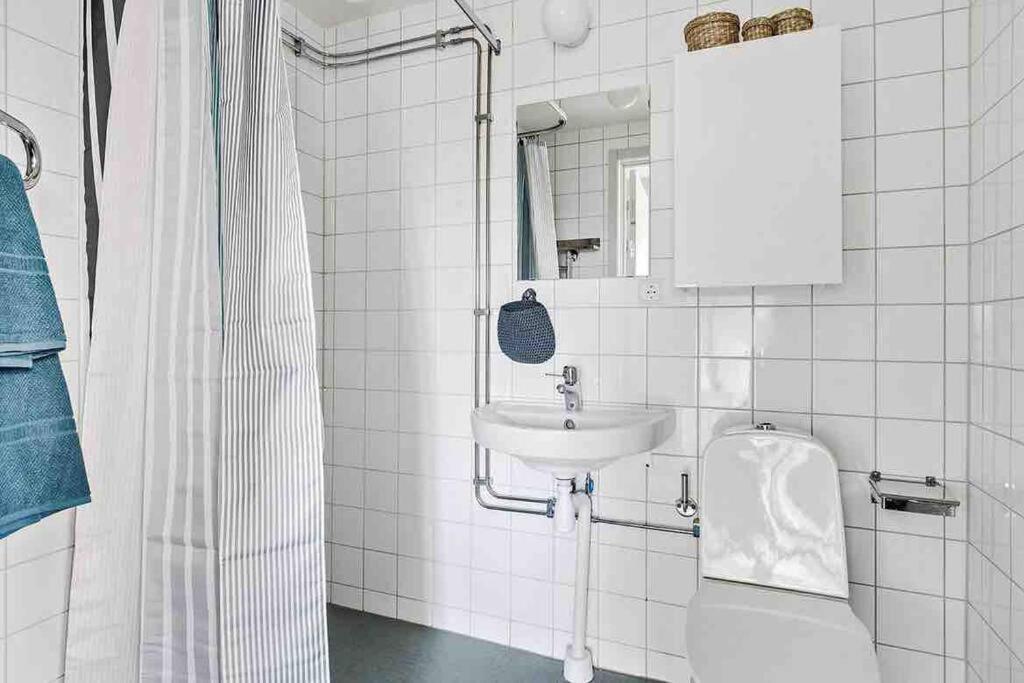 Bright Apartment In Park Environment Lund Extérieur photo