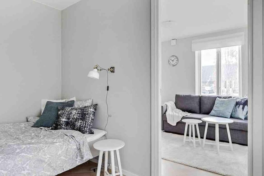 Bright Apartment In Park Environment Lund Extérieur photo